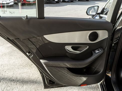 Used 2018 Mercedes-Benz C 300 4MATIC Sedan image 33