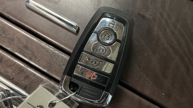Used 2021 Lincoln Navigator L Reserve w/ Luxury Package AWD/4WD image 21