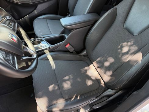 Used 2025 Buick Encore GX Preferred FWD image 36
