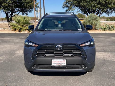 New 2026 Toyota Corolla Cross LE FWD image 2