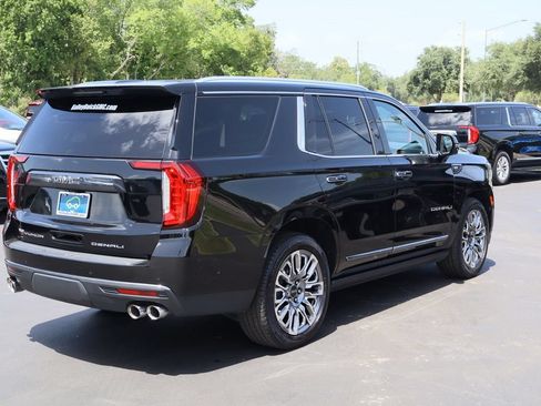 Certified 2023 GMC Yukon Denali Ultimate AWD/4WD image 9