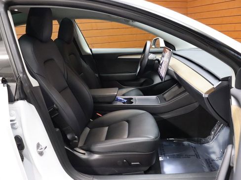 Used 2023 Tesla Model 3 Standard Range image 55