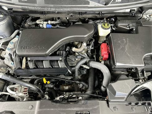 Used 2021 Nissan Rogue Sport SV AWD/4WD image 36