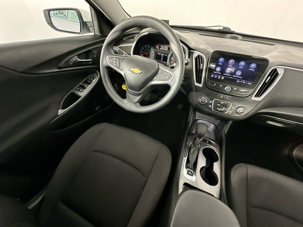Used 2023 Chevrolet Malibu LS w/ Driver Confidence Package FWD image 9