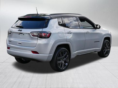 Used 2025 Jeep Compass Limited w/ High Altitude Package AWD/4WD image 7
