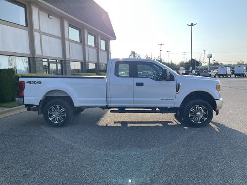 Used 2017 Ford F350 XL w/ XL Value Package AWD/4WD image 3