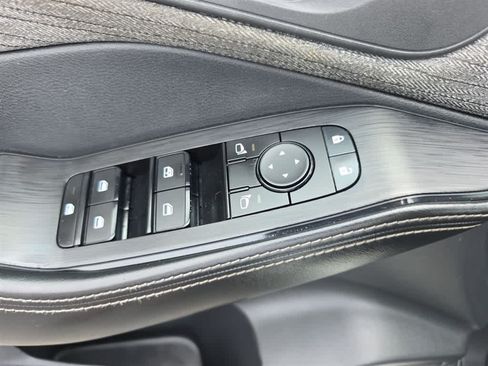 Used 2021 Nissan Rogue SV AWD/4WD image 17
