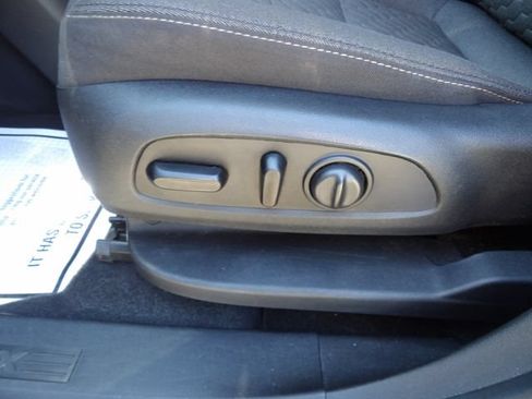 Used 2020 Chevrolet Equinox LT AWD/4WD image 15