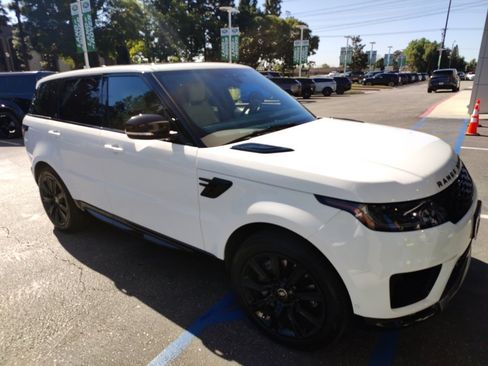 Certified 2022 Land Rover Range Rover Sport HSE Silver Edition image 2