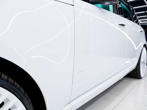 Used 2026 Land Rover Range Rover Long Wheelbase SE image 19