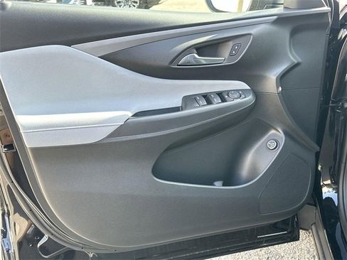 New 2025 Buick Envista Preferred w/ Convenience II Package image 16