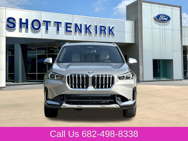 Used 2023 BMW X1 xDrive28i w/ Convenience Package AWD/4WD image 2