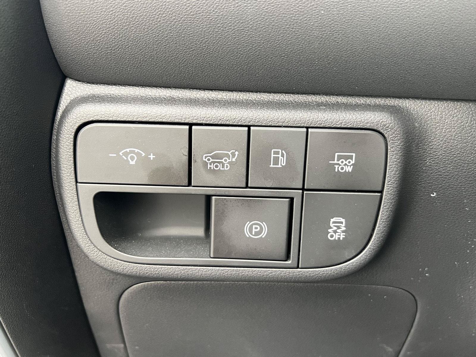 Certified 2026 Hyundai Palisade Limited AWD/4WD image 35