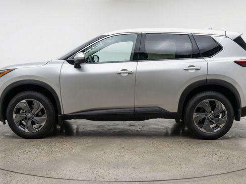 Used 2025 Nissan Rogue SV FWD image 5