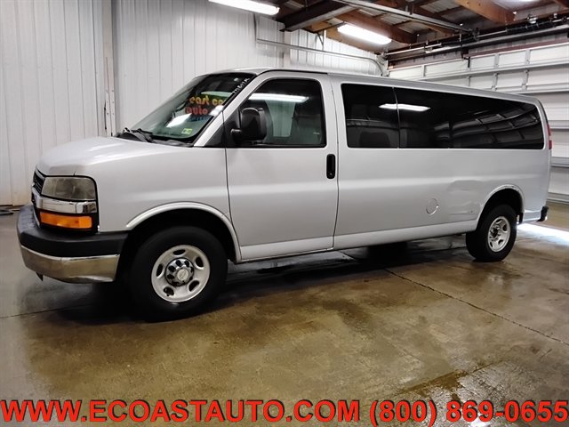Used 2014 Chevrolet Express 3500 LT w/ LT Preferred Equipment Group RWD image 5