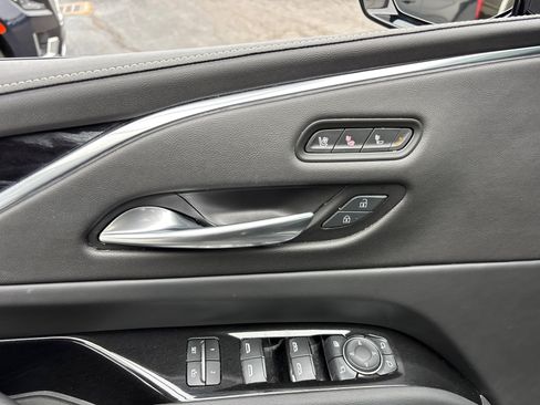 Used 2022 Cadillac Escalade Sport w/ Touring Package image 12