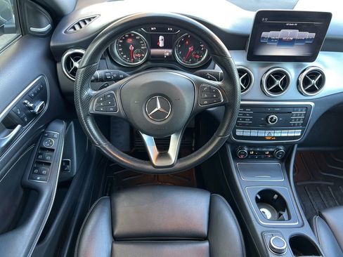 Used 2019 Mercedes-Benz GLA 250 4MATIC image 23