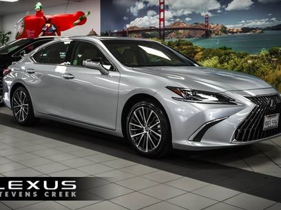 Certified 2025 Lexus ES 300h w/ Premium Package