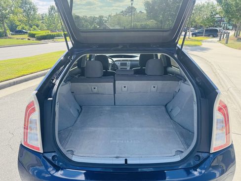 Used 2015 Toyota Prius Two FWD image 8