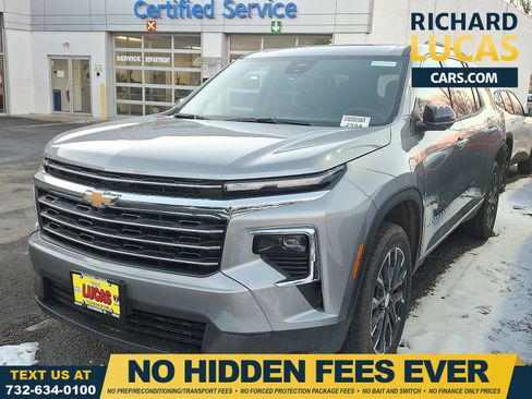 New 2026 Chevrolet Traverse LT w/ Sun and Wheel Package AWD/4WD image 1