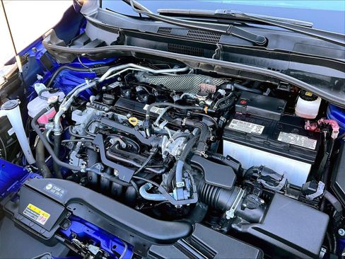 Used 2023 Toyota Corolla Cross LE image 35