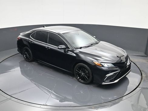 Used 2024 Toyota Camry XSE image 25