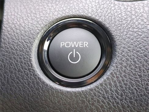 New 2026 Toyota Camry SE image 25