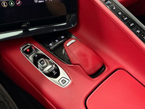 Used 2023 Chevrolet Corvette Stingray Premium Conv w/ Z51 Performance Package RWD image 34