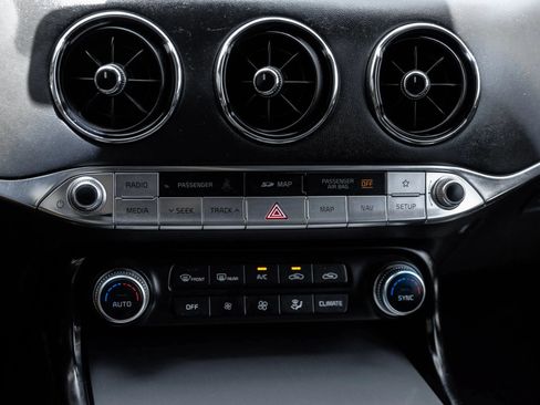 Used 2021 Kia Stinger GT2 RWD image 35