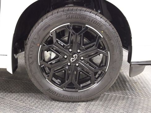New 2026 INFINITI QX80 4WD image 15