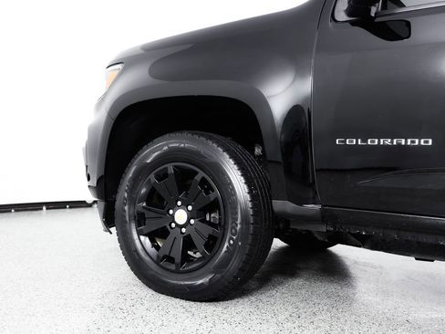 Used 2021 Chevrolet Colorado LT AWD/4WD image 6