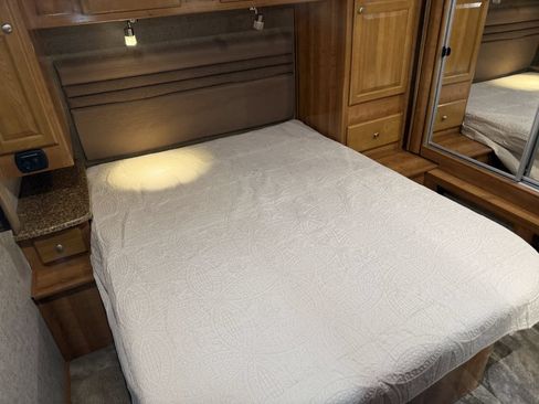 Used 2017 Ford E-450 and Econoline 450 Super Duty w/ Motorhome Prep Package RWD image 61