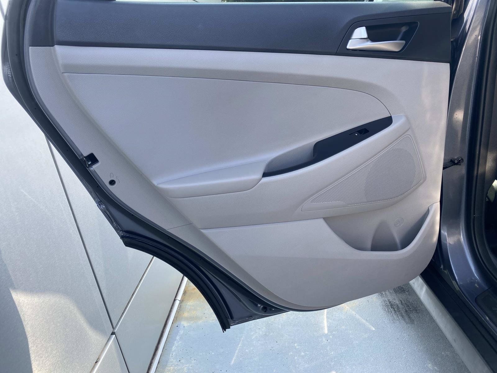 Used 2021 Hyundai Tucson SEL FWD image 11