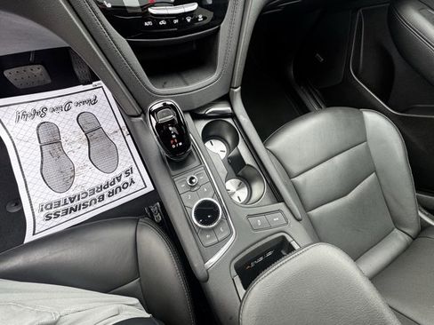 Used 2025 Cadillac XT5 Premium Luxury image 19