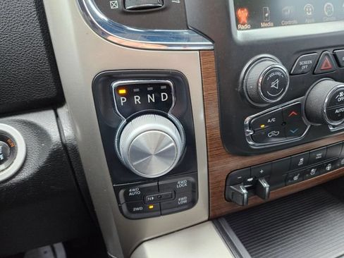 Used 2015 RAM 1500 Laramie w/ Convenience Group AWD/4WD image 26