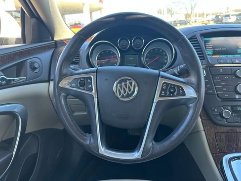 Used 2013 Buick Regal Premium image 10