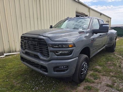 New 2026 RAM 3500 Big Horn AWD/4WD image 3