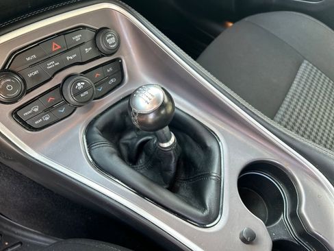 Used 2022 Dodge Challenger R/T w/ Shaker Package image 13