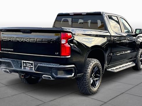 Used 2021 Chevrolet Silverado 1500 LT Trail Boss w/ Convenience Package II image 12