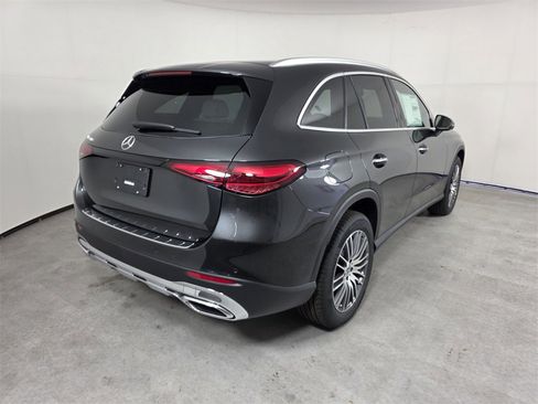 New 2026 Mercedes-Benz GLC 300 image 4