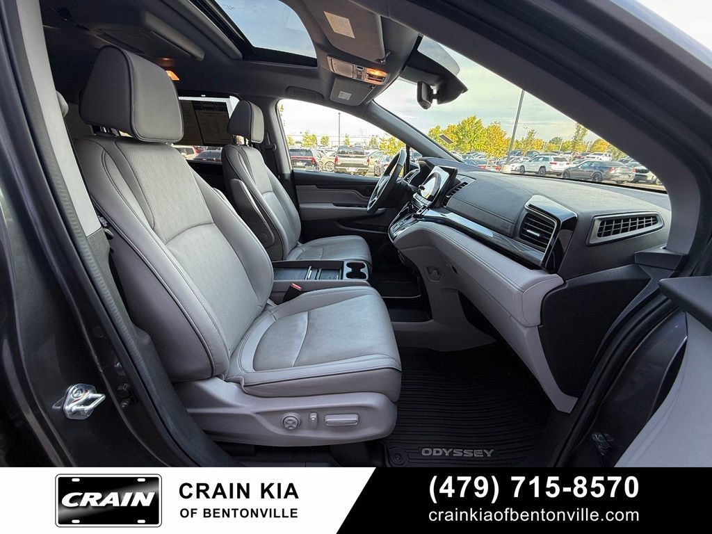 Used 2024 Honda Odyssey Elite image 29