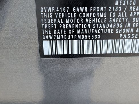 Used 2024 Volkswagen Jetta SE image 21