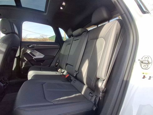 Used 2025 Audi Q3 2.0T Premium w/ Convenience Package image 20