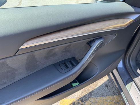 Used 2023 Tesla Model 3 Standard Range RWD image 21
