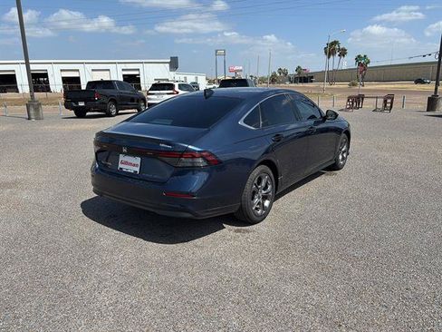 Used 2023 Honda Accord EX image 7