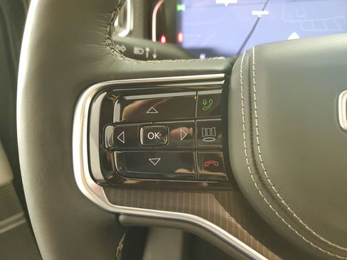 New 2026 Jeep Grand Wagoneer Summit AWD/4WD image 25