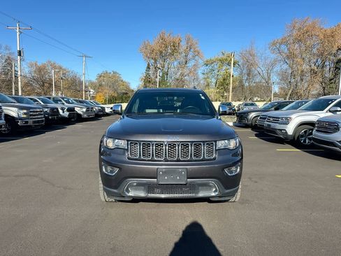 Used 2020 Jeep Grand Cherokee Limited w/ Trailer Tow Group IV image 16