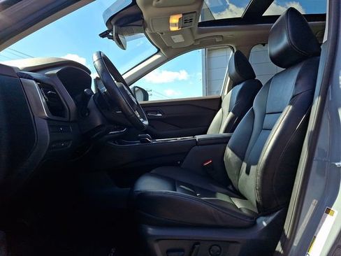 Certified 2023 Nissan Rogue SL w/ SL Premium Package AWD/4WD image 13