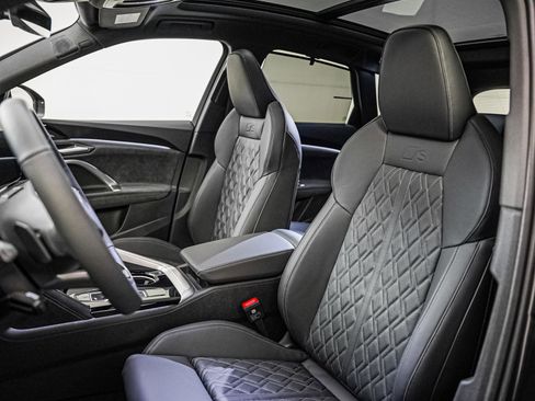 New 2025 Audi SQ5 Premium Plus image 11