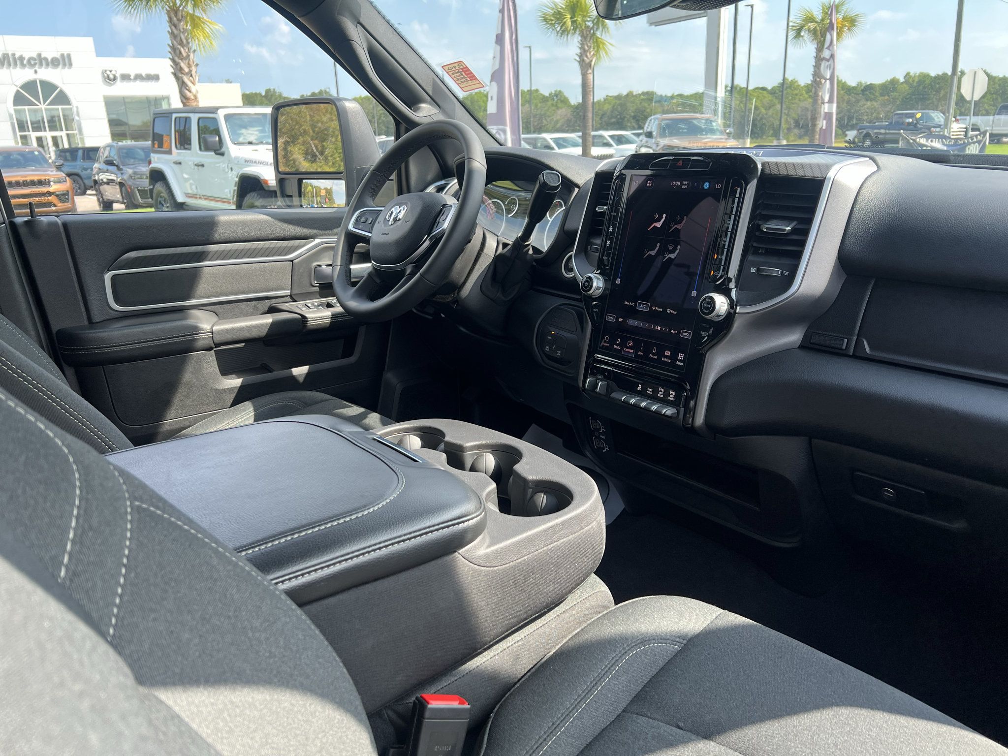 Certified 2026 RAM 2500 Big Horn AWD/4WD image 14